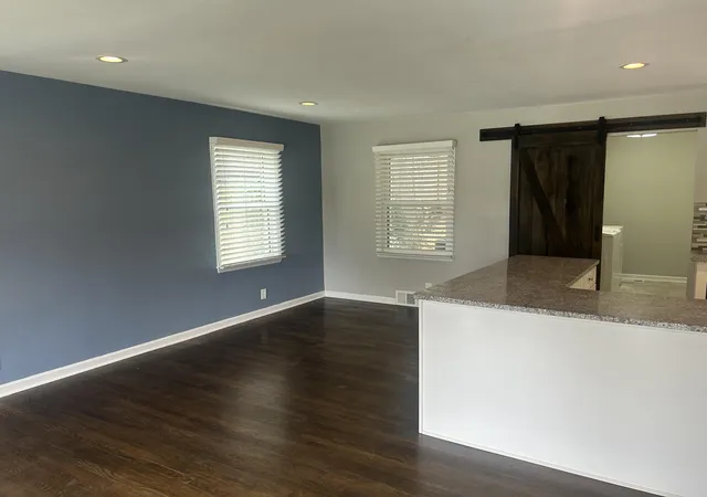 Photo 4 of Single family home for sale at 386 Bradford Dr, Lexington, KY 40503 | MLS# 26018987 | Listing updated on 2026-09-15