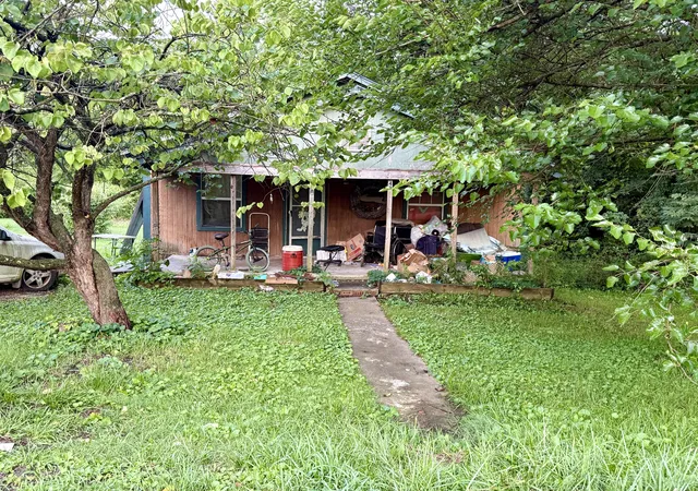 Homes for sale in Corbin, KY | 1226 R C Ledington Ln, Corbin, KY 40701 | MLS# 26018212
