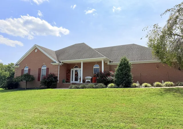 Photo 1 of Single family home for sale at 175 Manchester Ln, Brodhead, KY 40409 | MLS# 26018175 | Listing updated on 2026-10-05