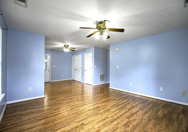 Homes for sale in Midway, KY | 322 2Nd St, Midway, KY 40347 | MLS# 26018160