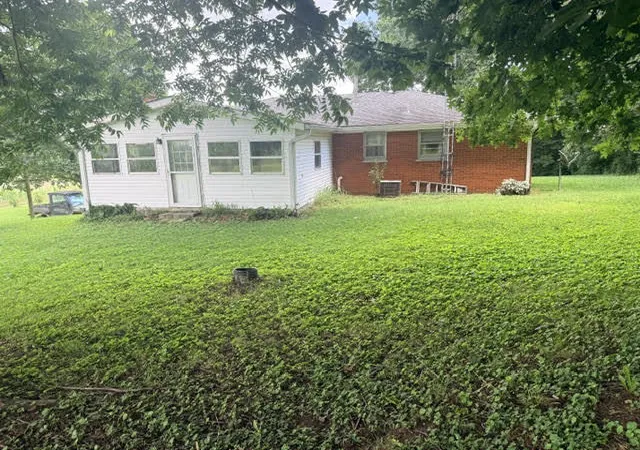 Homes for sale in Mount Sterling, KY | 5110 Maysville Rd, Mount Sterling, KY 40353 | MLS# 26018227