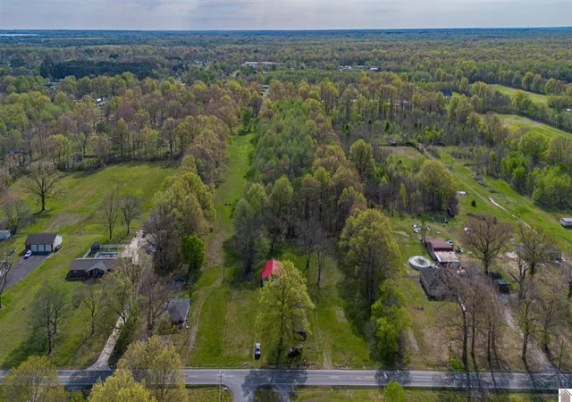 4th image of 1740 Husband Rd, Paducah, KY 42003 | MLS# 26018150