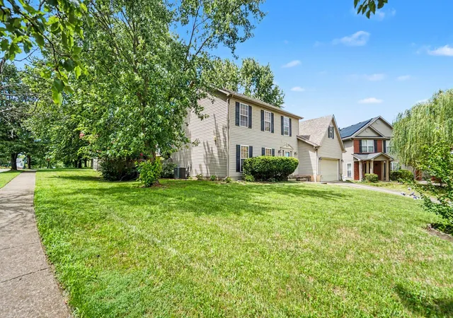 Photo 3 of Single family home for sale at 2765 Woodlawn Way, Lexington, KY 40511 | MLS# 26018309 | Listing updated on 2026-08-31