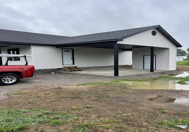 Photo 3 of Single family home for sale at 1461 Glass Ave, Hopkinsville, KY 42240 | MLS# 26018158 | Listing updated on 2026-08-05