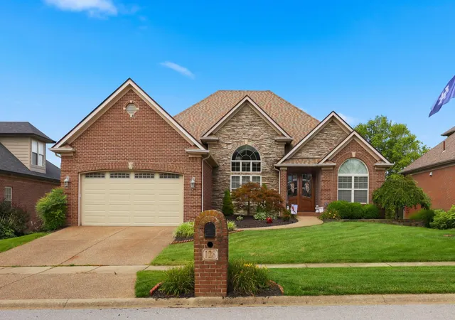 Homes for sale in Georgetown, KY | 128 Kingston Dr, Georgetown, KY 40324 | MLS# 26018369