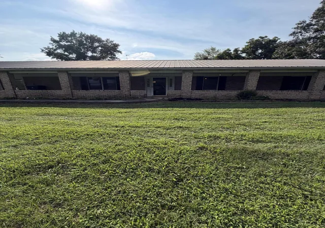 Photo 3 of Single family home for sale at 155 Maple St, Eubank, KY 42567 | MLS# 26018183 | Listing updated on 2026-10-06