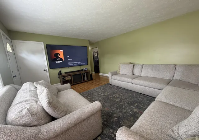 Photo 3 of Single family home for sale at 849 Mildred St, Versailles, KY 40383 | MLS# 26018506 | Listing updated on 2026-07-20