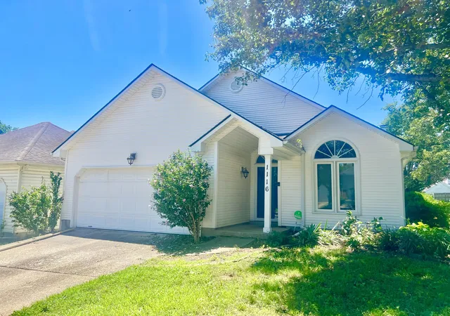 Photo 1 of Single family home for sale at 1116 Jonestown Ln, Lexington, KY 40517 | MLS# 26018543 | Listing updated on 2026-09-11
