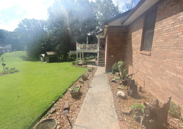 Photo 2 of Single family home for sale at 85 Lagus Rd, Kuttawa, KY 42055 | MLS# 26018493 | Listing updated on 2026-09-04