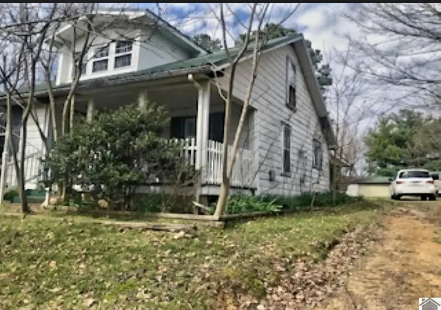 Homes for sale in Mayfield, KY | 5616 Kentucky 339, Mayfield, KY 42066 | MLS# 26018172