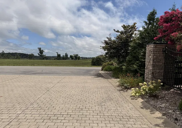 Photo 3 of Land for sale at 129 Wedge Way, Russell Springs, KY 42642 | MLS# 26018174 | Listing updated on 2026-07-15