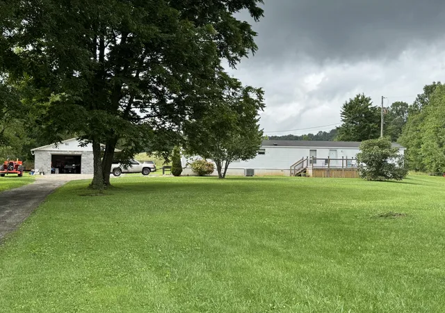 Photo 4 of Single family home for sale at 1022 Tom Cat Trl, London, KY 40741 | MLS# 26018195 | Listing updated on 2026-08-23