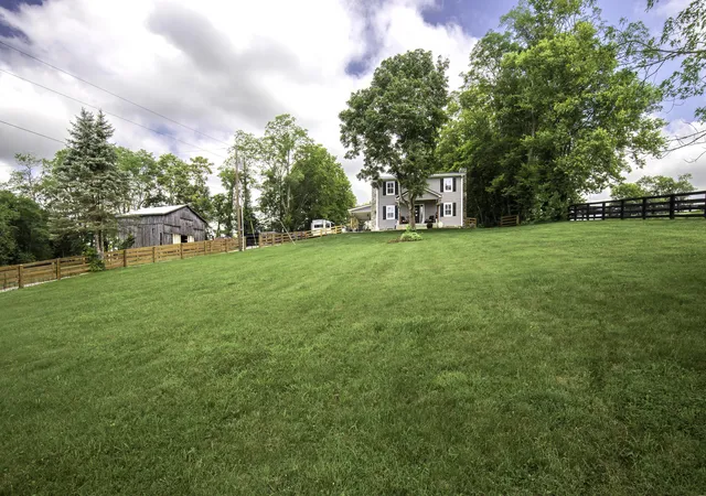 Homes for sale in Versailles, KY | 560 Delaney Ferry Rd, Versailles, KY 40383 | MLS# 26018403