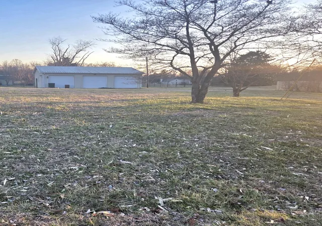 Homes for sale in Hopkinsville, KY | 3936 Tanglewood Dr, Hopkinsville, KY 42240 | MLS# 26018241