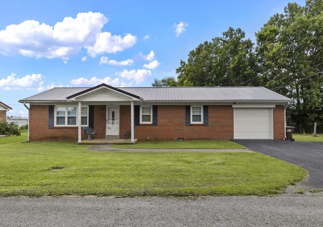 Photo 1 of Sale Pending at 79 Pine St, Crab Orchard, KY 40419 | MLS# 26018923 | Listing updated on 2026-09-03