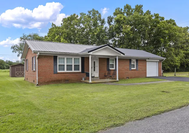 Photo 3 of Sale Pending at 79 Pine St, Crab Orchard, KY 40419 | MLS# 26018923 | Listing updated on 2026-09-03