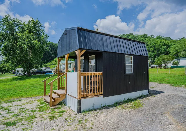 Photo 3 of Sale Pending at 1019 Black Crk Rd, Clay City, KY 40312 | MLS# 26019444 | Listing updated on 2026-09-04