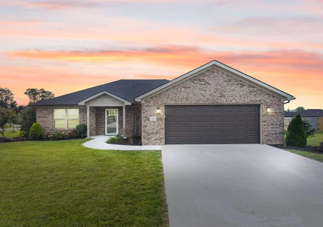 Photo 3 of Single family home for sale at 262 Patriot Trl, Berea, KY 40403 | MLS# 26019786 | Listing updated on 2026-10-08
