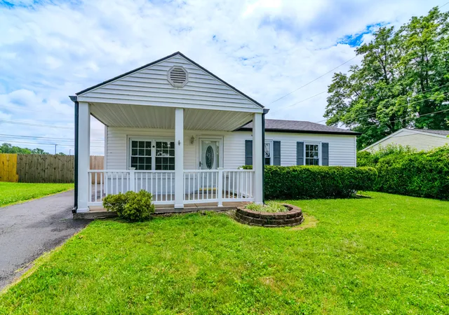 Homes for sale in Lexington, KY | 2302 Nancy Ln, Lexington, KY 40505 | MLS# 26018251