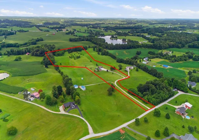 Photo 3 of Single family home for sale at 133 Levee Ln, Hodgenville, KY 42748 | MLS# 26018418 | Listing updated on 2026-08-20