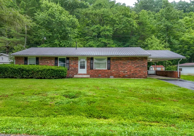 Homes for sale in Morehead, KY | 270 Pleasant, Morehead, KY 40351 | MLS# 26018290
