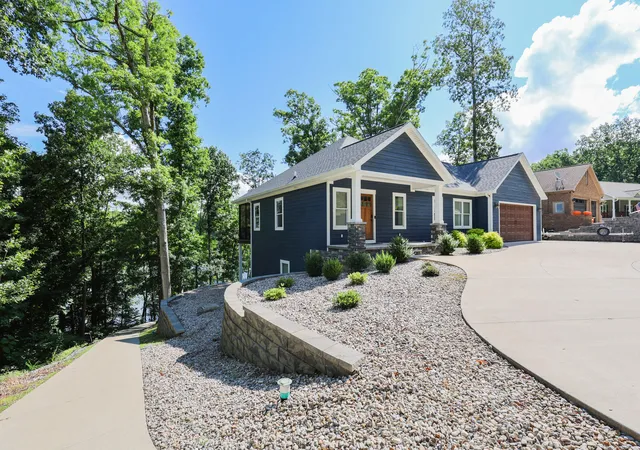 Photo 3 of Single family home for sale at 978 & 982 Champion Hills Rd, Kuttawa, KY 42055 | MLS# 26018756 | Listing updated on 2026-09-02