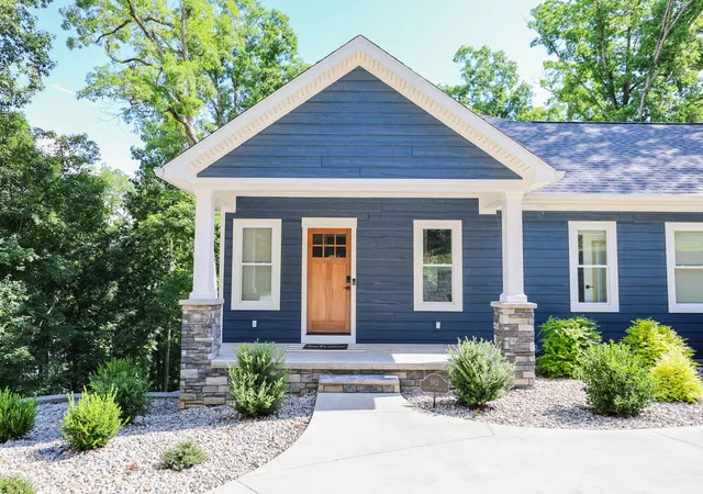 Photo 3 of Single family home for sale at 978 & 982 Champion Hills Rd, Kuttawa, KY 42055 | MLS# 26018756 | Listing updated on 2026-10-14