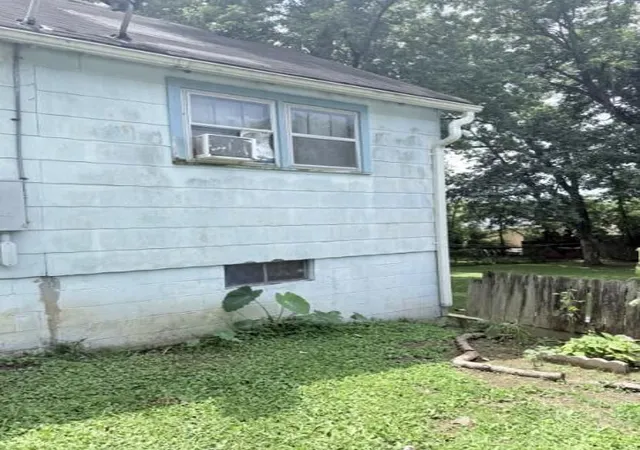Homes for sale in Hopkinsville, KY | 105 N Fowler Ave, Hopkinsville, KY 42240 | MLS# 26018273