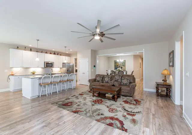 Photo 3 of Single family home for sale at 2708 Sandersville Rd, Lexington, KY 40511 | MLS# 26020051 | Listing updated on 2026-09-15