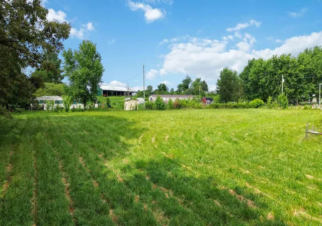 Photo 3 of Land for sale at 8 Daniels Dr, Eubank, KY 42567 | MLS# 26018704 | Listing updated on 2026-07-30
