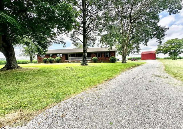 Homes for sale in Crofton, KY | 13345 Crofton Macedonia Rd Rd, Crofton, KY 42217 | MLS# 26018345