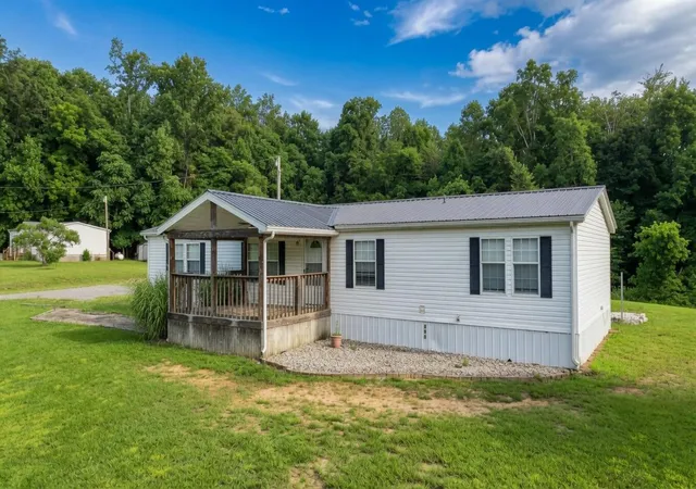 Homes for sale in Jamestown, KY | 290 Denmark Ln, Jamestown, KY 42629 | MLS# 26018354