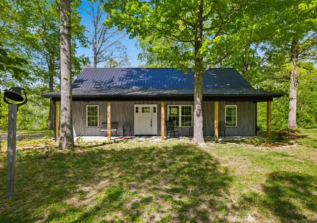 Photo 1 of Single family home for sale at 378 Shugars Hl Rd, Liberty, KY 42539 | MLS# 26018422 | Listing updated on 2026-09-01