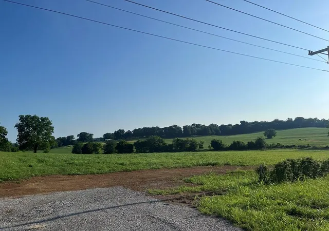 6th image of 2224 Eagle Way Way, Hopkinsville, KY 42240 | MLS# 26018351
