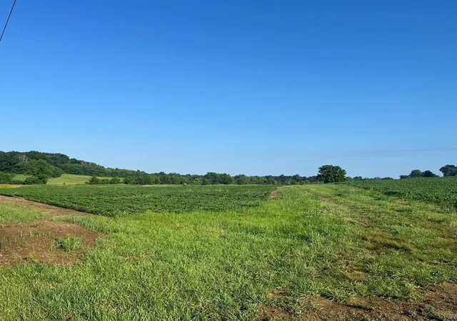 1st image of 2012 Eagle Way Byp Way, Hopkinsville, KY 42240 | MLS# 26018352