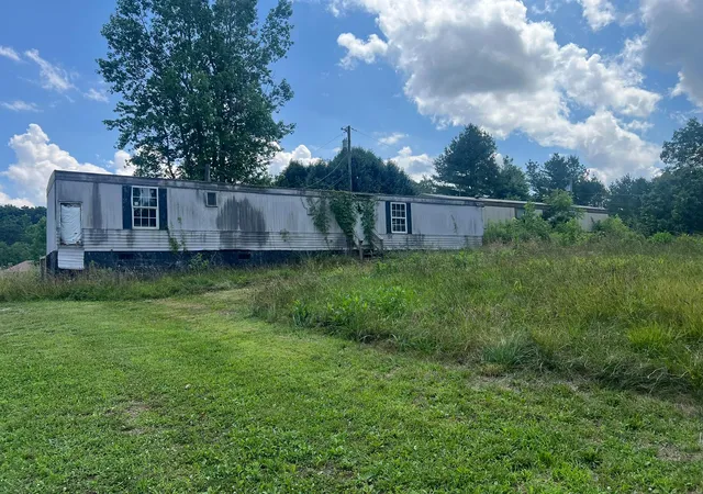 Homes for sale in Corbin, KY | 298 S Combs Ave, Corbin, KY 40701 | MLS# 26018379