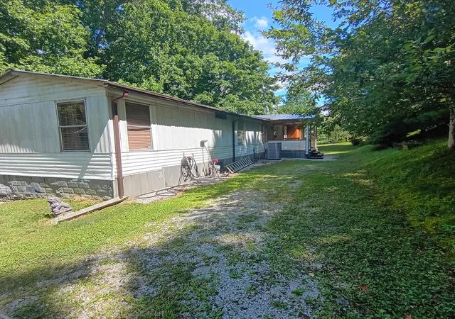 Photo 1 of Single family home for sale at 183 Shoemaker Ln, Monticello, KY 42633 | MLS# 26018568 | Listing updated on 2026-07-20