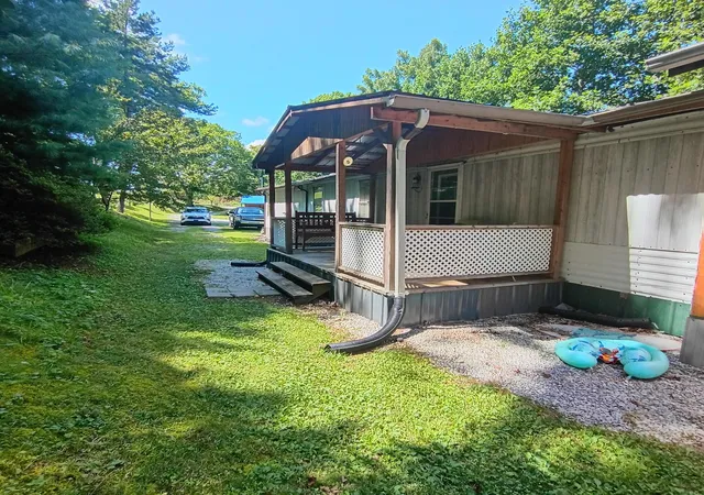 Photo 4 of Single family home for sale at 183 Shoemaker Ln, Monticello, KY 42633 | MLS# 26018568 | Listing updated on 2026-07-20