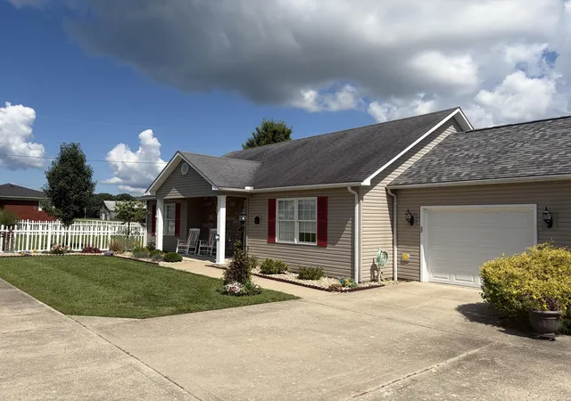 Photo 2 of Townhouse for sale at 24 Sara Ln, Tollesboro, KY 41189 | MLS# 26019106 | Listing updated on 2026-07-20