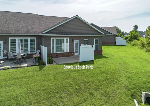 Photo 3 of Sale Pending at 3258 Mallard Cir, Paducah, KY 42001 | MLS# 26019898 | Listing updated on 2026-09-14