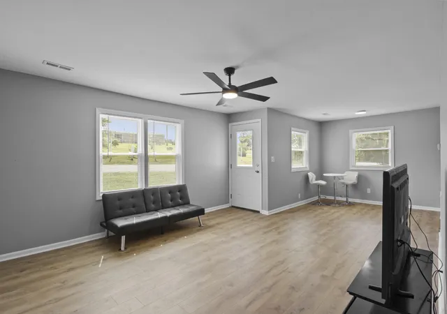 Photo 3 of Sale Pending at 2251 Old Millersburg Rd, Paris, KY 40361 | MLS# 26018518 | Listing updated on 2026-09-22