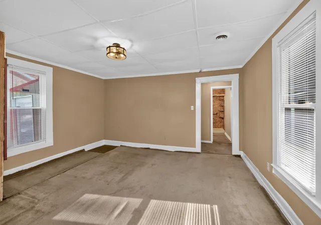 Photo 4 of Single family home for sale at 111 Ross St, Nicholasville, KY 40356 | MLS# 26018645 | Listing updated on 2026-09-09