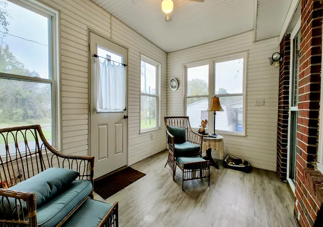 Photo 3 of Single family home for sale at 410 Pecan Dr, Clinton, KY 42031 | MLS# 26018965 | Listing updated on 2026-09-09