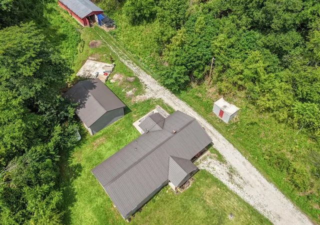 Photo 3 of Single family home for sale at 90 Trevor Ln, Burkesville, KY 42717 | MLS# 26018514 | Listing updated on 2026-09-05