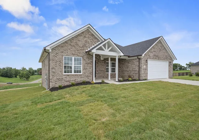 Photo 2 of Single family home for sale at 108 Cabela Dr, Richmond, KY 40475 | MLS# 26018533 | Listing updated on 2026-09-14
