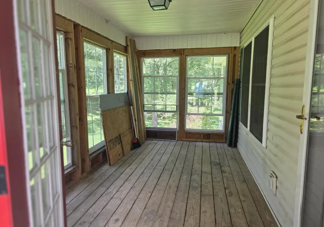 Photo 3 of Single family home for sale at 120 Pinecreek Ln, Murray, KY 42071 | MLS# 26018595 | Listing updated on 2026-09-14