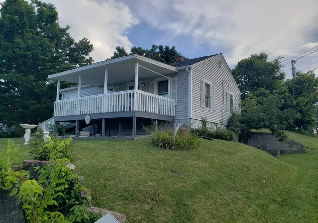 Photo 2 of Sale Pending at 101 Riley St, Stamping Ground, KY 40379 | MLS# 26018577 | Listing updated on 2026-09-19