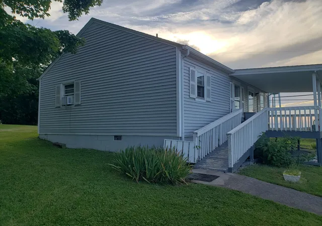 Photo 4 of Sale Pending at 101 Riley St, Stamping Ground, KY 40379 | MLS# 26018577 | Listing updated on 2026-09-19
