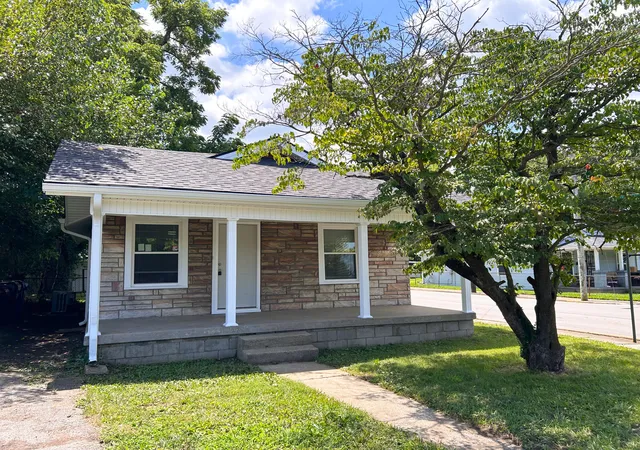 Photo 1 of Sale Pending at 436 Price Rd, Lexington, KY 40508 | MLS# 26018818 | Listing updated on 2026-09-16