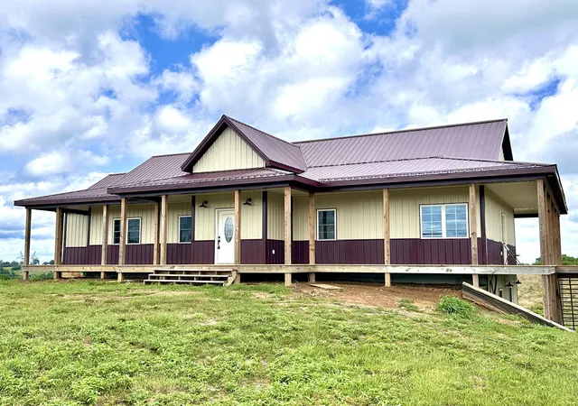 Photo 1 of Single family home for sale at 1502 Cane Run Rd, Carlisle, KY 40311 | MLS# 26018586 | Listing updated on 2026-07-23